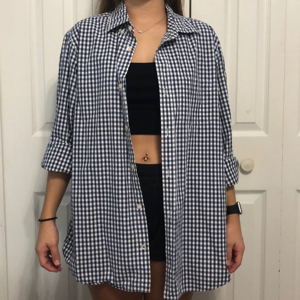 Blue and white plaid button up.